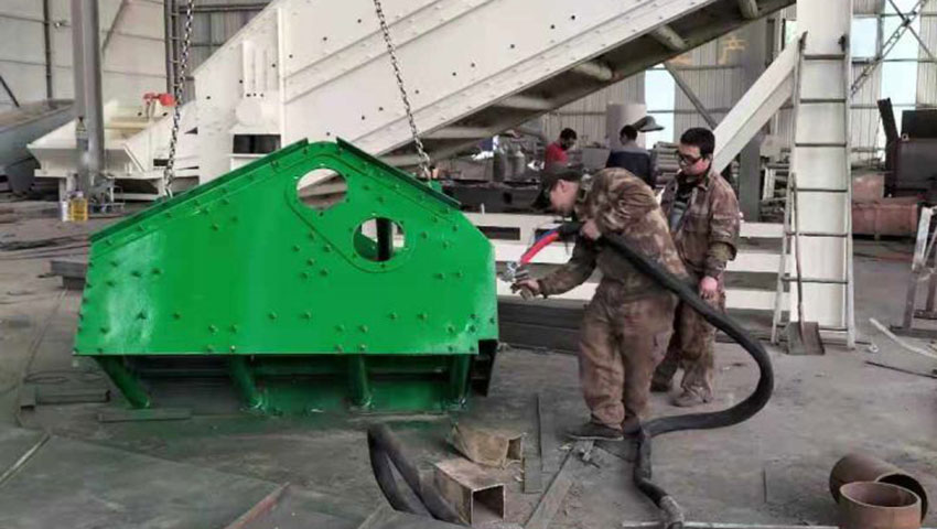 聚脲耐磨涂料_礦山設(shè)備噴涂聚脲_聚脲噴涂機(jī)-京華邦威 聚脲耐磨涂料_礦山設(shè)備噴涂聚脲_聚脲噴涂機(jī)-京華邦威