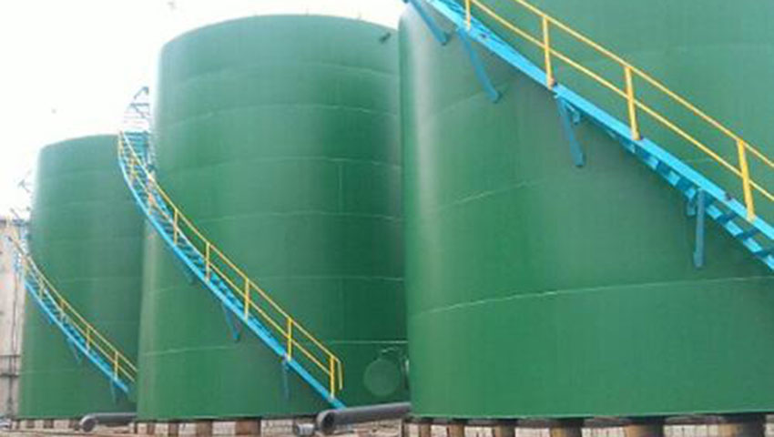 聚脲防腐噴涂材料(聚脲噴涂機(jī))在化工儲(chǔ)罐中的應(yīng)用-京華邦威 聚脲防腐噴涂材料(聚脲噴涂機(jī))在化工儲(chǔ)罐中的應(yīng)用-京華邦威